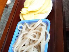 -九尺赵老四鲜鹅肠火锅