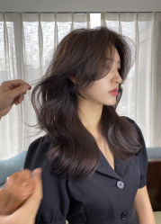 -HANI SALON