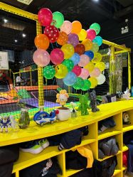 -蹦蹦跳跳(新奥购物中心店)