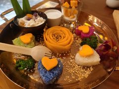 彩虹芒果糯米饭-曼泰·泰餐(江南环球港店)