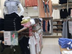 -优衣库(红谷滩万达店)