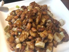 宫保鸡丁-好嫂子酱猪手•农家菜(华远坊店)