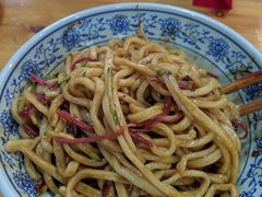 老北京炸酱面-门框胡同百年卤煮(鸟巢店)