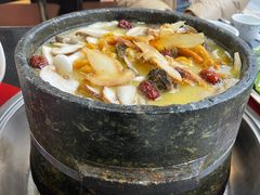 -南渝食府.墨脱石锅松茸鸡