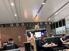 -麦当劳(北京大兴机场二层国内到达(安检外)店)