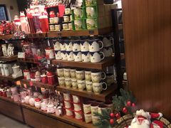 零售区-星巴克臻选(成都宽窄巷子店)