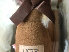 -UGG(燕莎奥特莱斯购物中心店)
