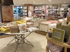 店内摆设-ZARAHOME(虹桥南丰城店)