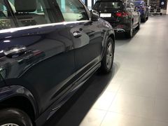 -浙江星杭奔驰4S店(海创园店)