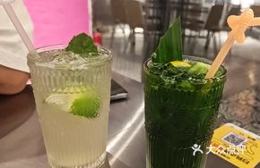 Thai Lemon Sparkle Tea