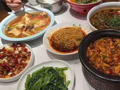 -万重锦·人文川菜馆(骡马市店)