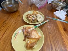 -丁红照水煎包胡辣汤