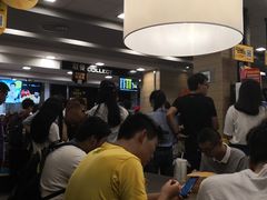等位区-麦当劳(仙林亚东城得来速店)