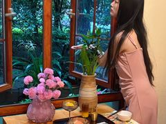 -月亮眼花园餐厅书吧酒吧