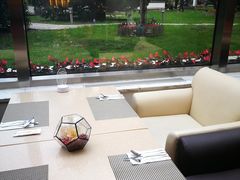 -亮马河饭店翠雅咖啡厅