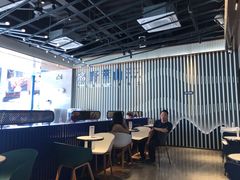 大堂-野萃山·潮汕厚果汁(十亩地店)