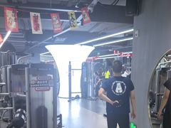 -超鹿运动(五四路恒力城店)