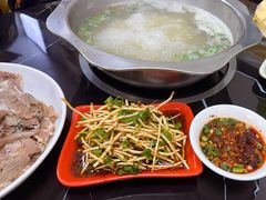 -陈记贵州遵义羊肉粉·酸汤鱼(法华镇路店)