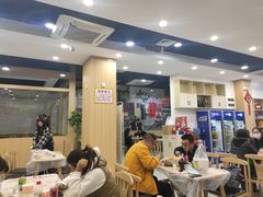 大堂-江城燕子大排档(江汉路步行街店)