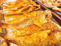 -老东镇啤酒屋海鲜加工·蒸汽海鲜·海鲜烧烤(台东店)