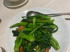 -顺峰海鲜酒楼(省府店)