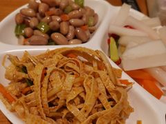 -平娃三宝烧烤·面食(南小街店)