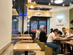 -李先生牛肉面大王(成都东站西广场店)
