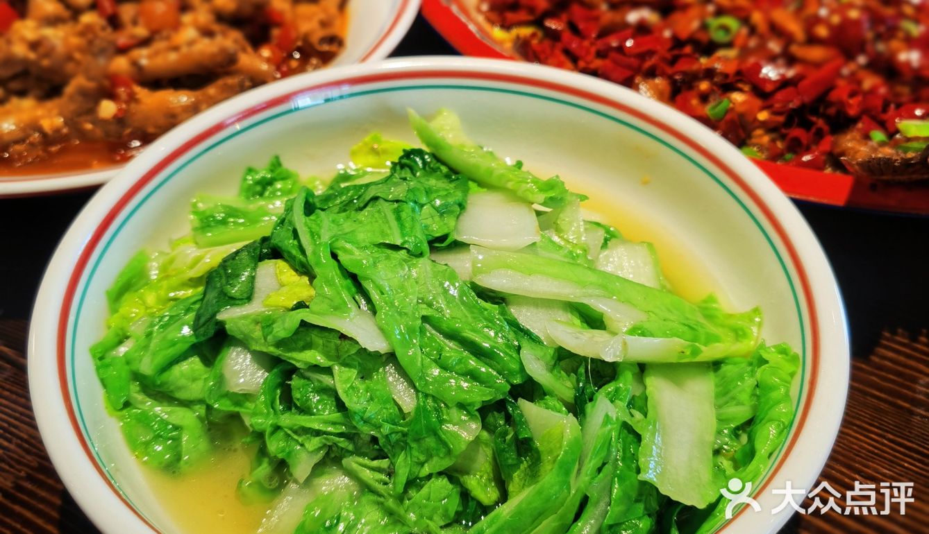 腊鲢鱼不愧是“网红湘菜”腊鲢鱼呀🐠
