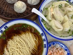 聚笼鲜小笼包-聚笼鲜美食(凤凰街店)