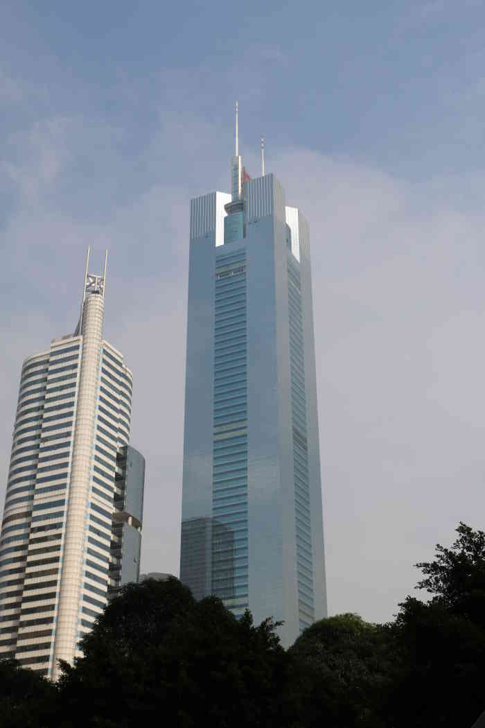 广州国际贸易中心-"位于体育北路商圈,处于地铁apm线林和西.