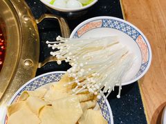 -周小明火锅(黑金冠社区店)