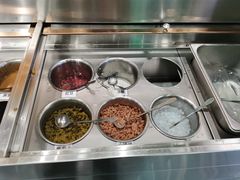 -成都你六姐·牛肉冒菜(信泰中心商场店)