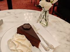 -Cafe Sacher(WIEN)