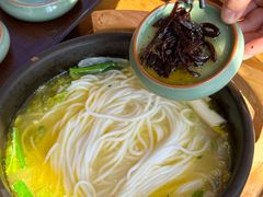 -桥香园过桥米线(国贸店)