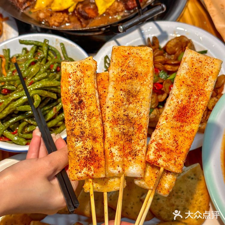 在合肥我难以拒绝的宵夜就是他家了... 招牌就是吊锅！