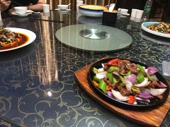 -舌尖上的食缘花园主题餐厅