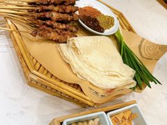 -丁里羊肉小镇(天鹅湖总店)
