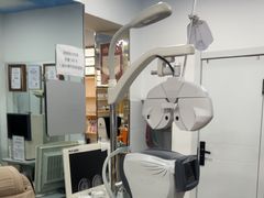 -豪门视光·星趣控·蔡司依视路眼镜代理商(中央大街店)