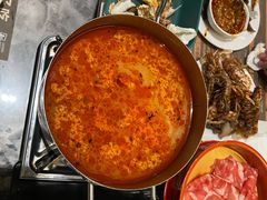 -金马门国际美食百汇(珞喻路店)