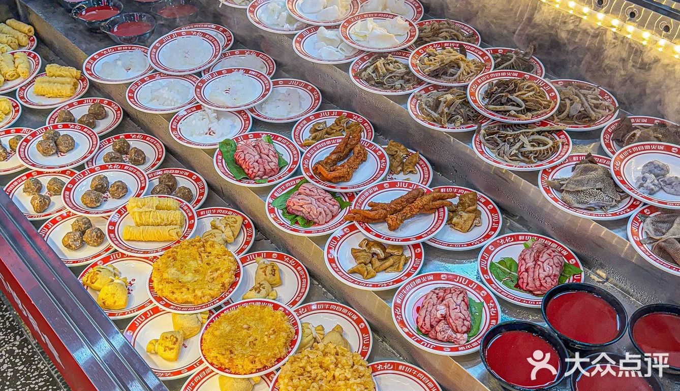  济南高新万达！！终于开了！鲜切牛肉自助火锅