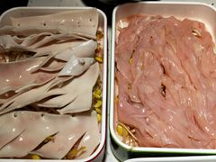 -钢管厂五区小郡肝串串香(奥克斯广场锦城万达店)
