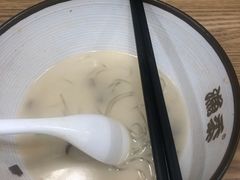 -鸭味先老鸭粉丝馆(瑞金路二号四号小区店)