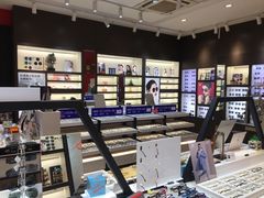 -沫芮眼镜·蔡司·依视路·尼康明月(环创店)