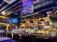 -鲨鱼美式餐厅酒吧Sharky