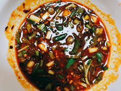 -沈记酸菜牛肉火锅店(九号路店)