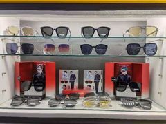 -镜客眼镜(浦江欢乐颂店)