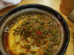 -有红鸡毛店·砂锅菜(抚琴夜市店)