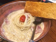 -I HOLIC艾豪丽披萨(KKone店)