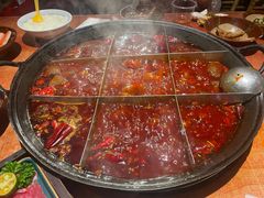 -周小明火锅(黑金冠社区店)