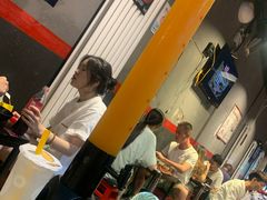 等位区-碎怂烤肉(钟楼柳巷店)